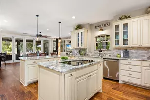 10020 Flight Plan Dr, Granbury, TX 76049 - Photo 13