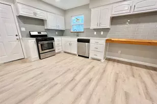 2107 Hedgerow St, Arlington, TX 76010 - Photo 3