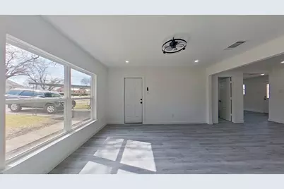 7724 Longfield Drive, Fort Worth, TX 76108 - Photo 3