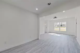 7724 Longfield Dr, Fort Worth, TX 76108 - Photo 11