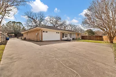 241 Timberlake Drive, Azle, TX 76020 - Photo 21