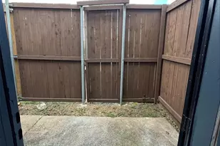 9524 Military Pkwy, Dallas, TX 75227 - Photo 13