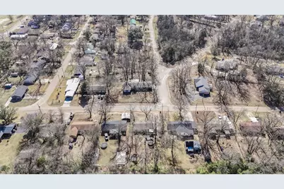 619 W Elm Street, Canton, TX 75103 - Photo 3