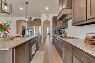 12725 Caliber Dr, Godley, TX 76044 - Photo 7