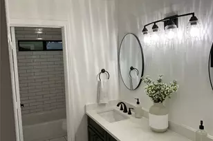 1553 Parkside Trail, Lewisville, TX 75077 - Photo 9