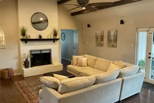 1553 Parkside Trail, Lewisville, TX 75077 - Photo 3