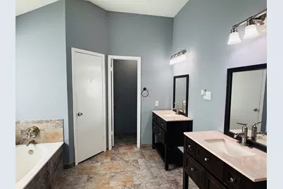 2413 University Drive, Rowlett, TX 75088 - Photo 9