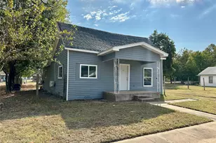 712 W Bond St, Denison, TX 75020 - Photo 3