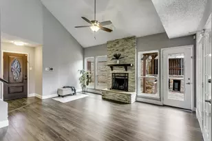 1505 Briarcrest Dr, Grapevine, TX 76051 - Photo 3