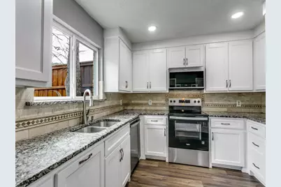 1505 Briarcrest Drive, Grapevine, TX 76051 - Photo 11