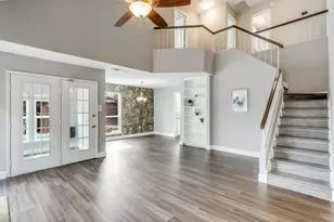 1505 Briarcrest Dr, Grapevine, TX 76051 - Photo 5