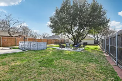 1102 N Gaines Street, Ennis, TX 75119 - Photo 37