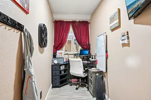 1102 N Gaines St, Ennis, TX 75119 - Photo 23