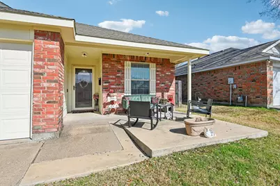 1102 N Gaines Street, Ennis, TX 75119 - Photo 3