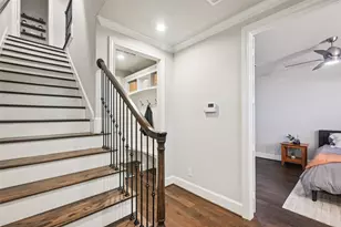 2815 Lynlock Ct, Dallas, TX 75219 - Photo 29