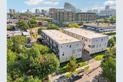 2815 Lynlock Court, Dallas, TX 75219 - Photo 37