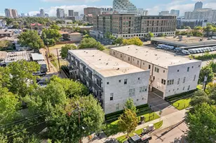 2815 Lynlock Ct, Dallas, TX 75219 - Photo 37