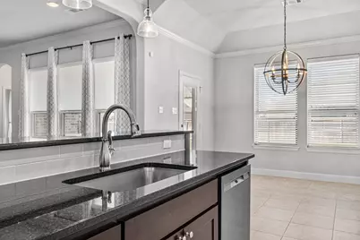 1094 Hesselridge Drive, Hewitt, TX 76643 - Photo 9