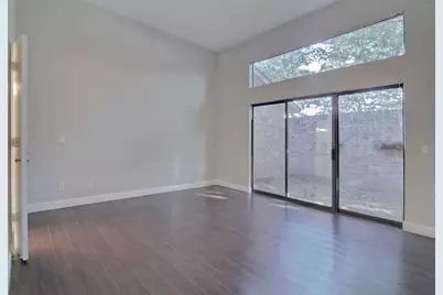 14822 Sopras Circle, Addison, TX 75001 - Photo 15