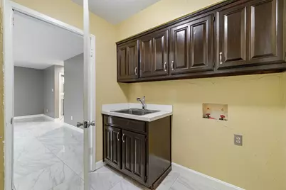 1309 N Trail Drive, Carrollton, TX 75006 - Photo 37
