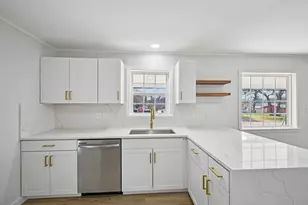 1000 Harrison St, Commerce, TX 75428 - Photo 7