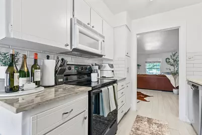 4100 Ridglea Country Club Drive #1403, Fort Worth, TX 76126 - Photo 7