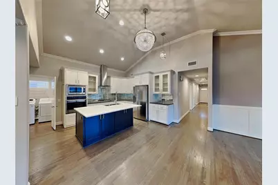 2828 Livingston Avenue, Fort Worth, TX 76110 - Photo 3