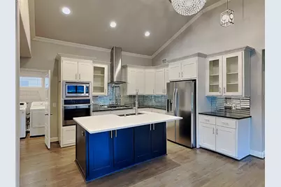 2828 Livingston Avenue, Fort Worth, TX 76110 - Photo 5