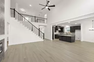 207 Tradd St, Glenn Heights, TX 75154 - Photo 5