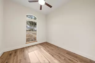 1020 Dane Dr, Hewitt, TX 76643 - Photo 15