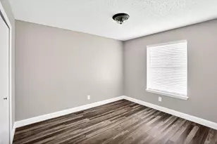 108 Kings Row, Garland, TX 75043 - Photo 17