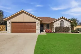 320 Randy Rd, Roanoke, TX 76262 - Photo 3