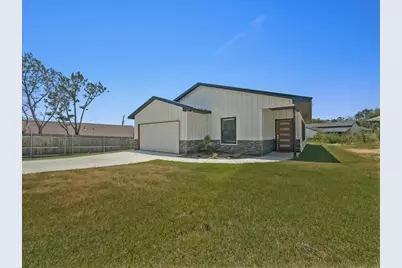 3612 Broken Bow Drive, Granbury, TX 76048 - Photo 1
