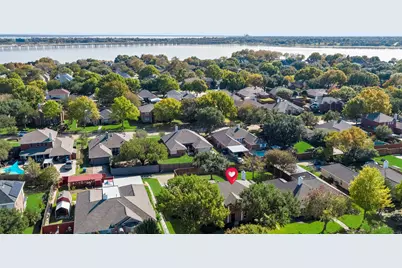 4010 Bluffpoint Road, Rowlett, TX 75088 - Photo 37