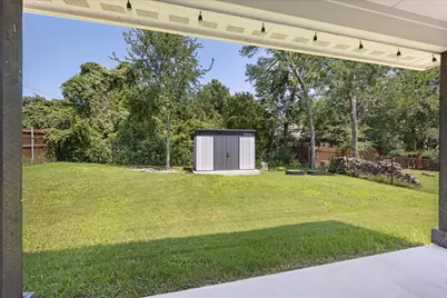 2206 Navasota Street, Granbury, TX 76048 - Photo 21