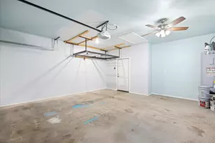 2206 Navasota St, Granbury, TX 76048 - Photo 19