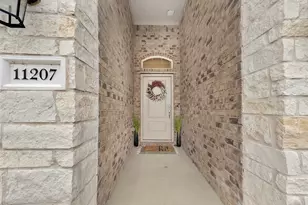 11207 Hawks Lndg Dr, Aubrey, TX 76227 - Photo 3