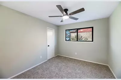 1721 S Timber Court, Benbrook, TX 76126 - Photo 17