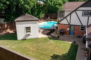 2119 Prestonwood Dr, Arlington, TX 76012 - Photo 5