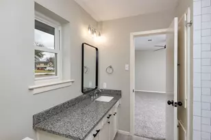 1012 Sleepy Hollow Dr N, Irving, TX 75061 - Photo 19