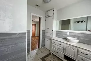 1749 S 21, Abilene, TX 79602 - Photo 17