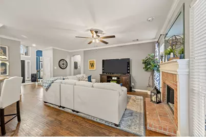 1093 Woodbriar Drive, Grapevine, TX 76051 - Photo 15