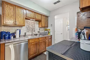 6805 Wagonet Rd, Forest Hill, TX 76140 - Photo 13