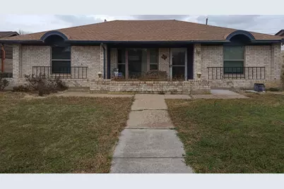 3717 Flamingo Lane, Irving, TX 75062 - Photo 1