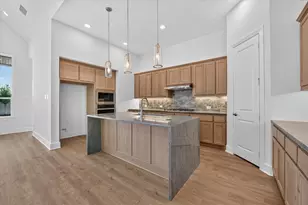 9820 Oak Glade Dr, Denton, TX 76207 - Photo 3