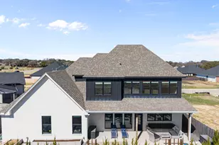 12010 Kenai Cir, Woodway, TX 76712 - Photo 29