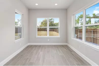 1415 Diceman Avenue, Dallas, TX 75203 - Photo 7