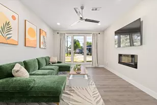 2021 Leath St, Dallas, TX 75212 - Photo 3