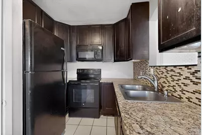 8 W Townhouse Lane #32, Grand Prairie, TX 75052 - Photo 9