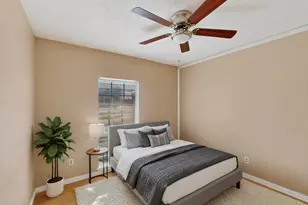 8 W Townhouse Ln, Grand Prairie, TX 75052 - Photo 35